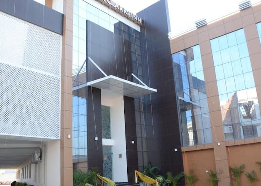 Uttar Pradesh Sultanpur Overview