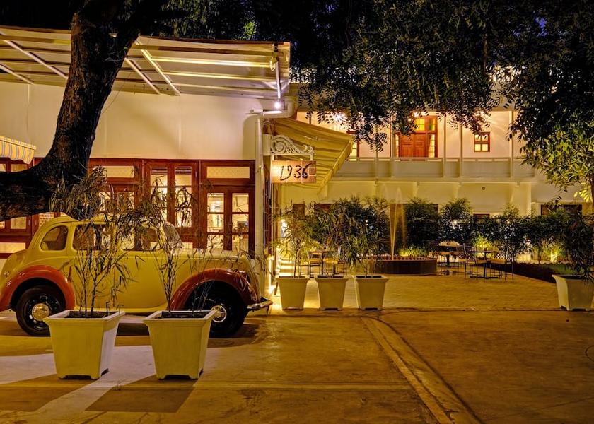 Uttar Pradesh Lucknow 1936 Restaurant