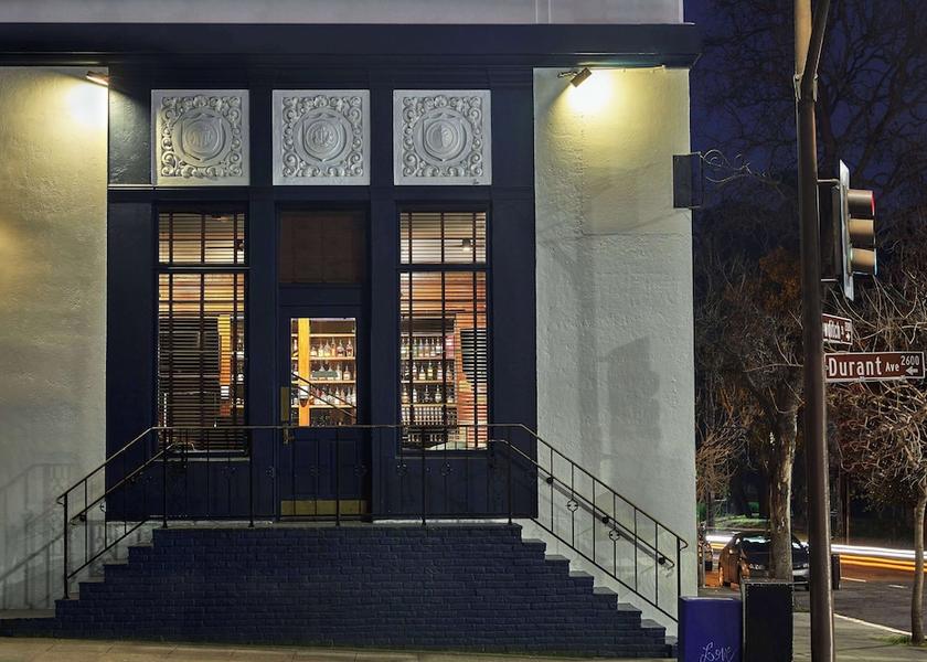 California Berkeley Exterior Detail