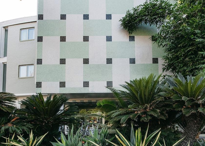 California Beverly Hills Exterior Detail