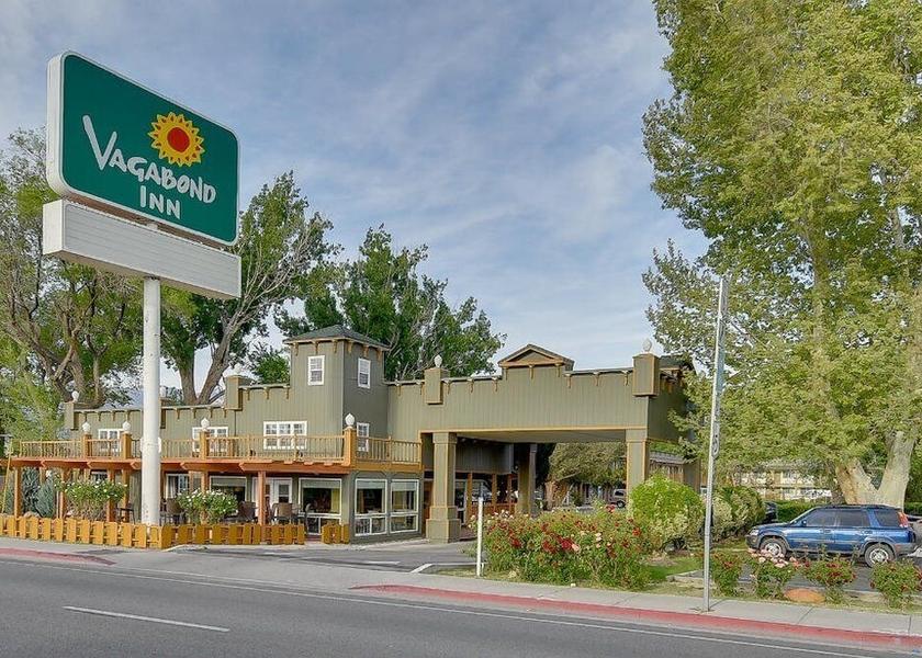 California Bishop Exterior Detail