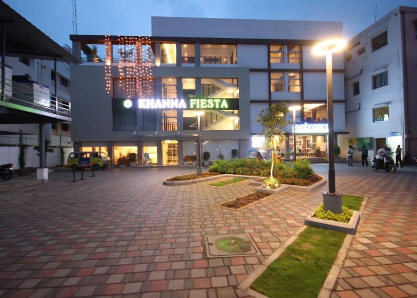 Tamil Nadu Vellore Hotel Exterior