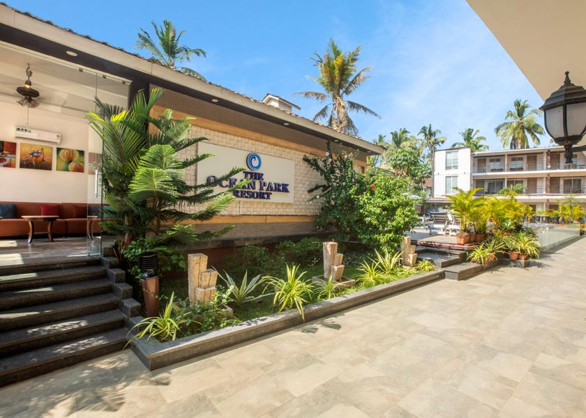 Goa Calangute Hotel Exterior