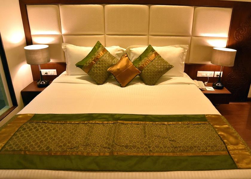 Gujarat Vadodara Room