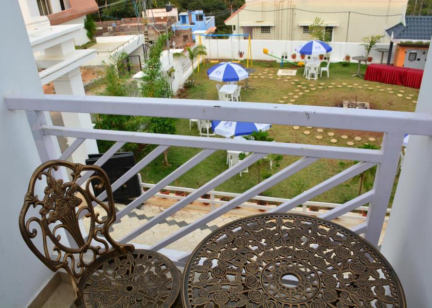 Tamil Nadu Yercaud Deluxe Room