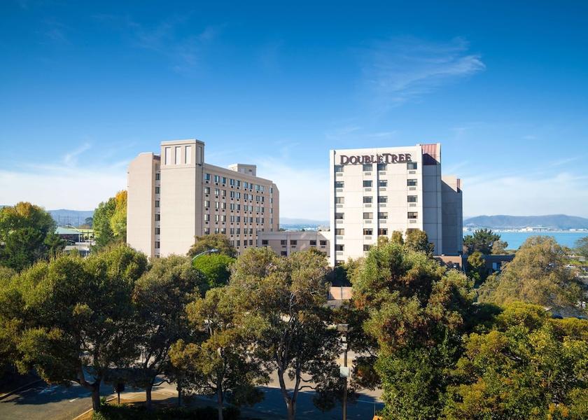 California Burlingame Exterior