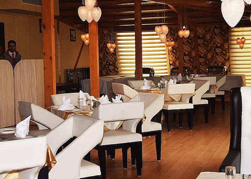Jammu and Kashmir Srinagar Dining Area