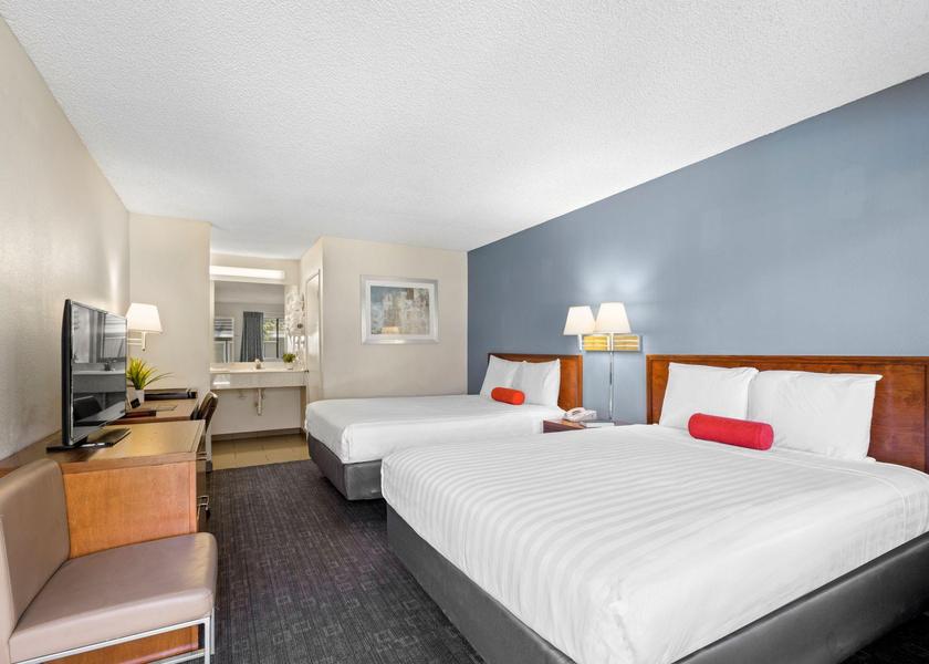California Agoura Hills Queen Room with Two Queen Beds
