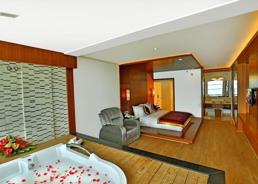 Kerala Munnar Room
