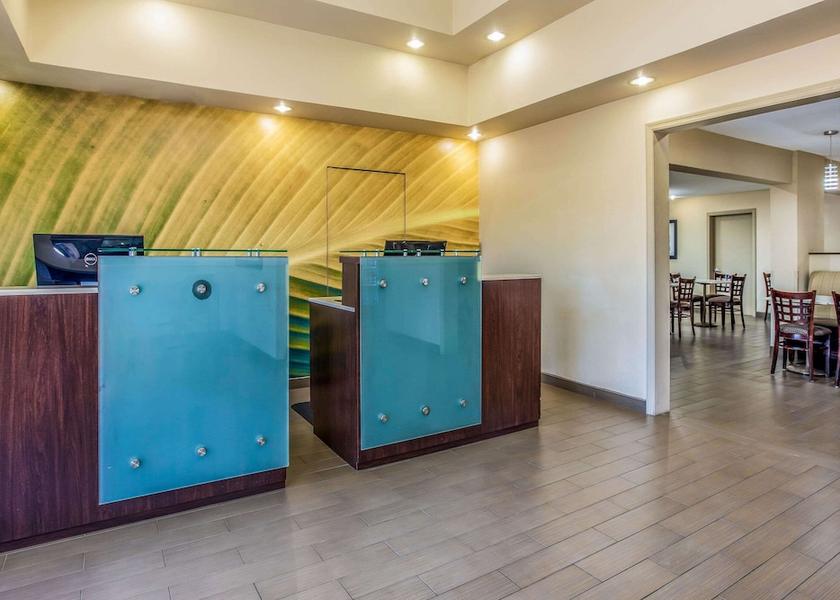 California Carlsbad Lobby