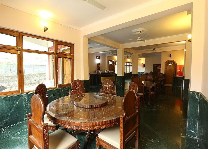 Himachal Pradesh Dharamshala Breakfast area