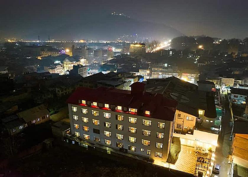 Jammu and Kashmir Srinagar Hotel View