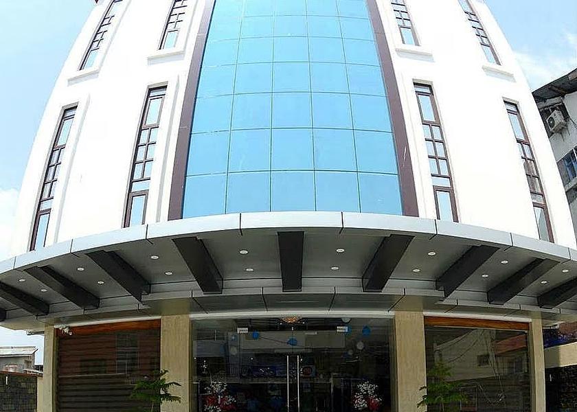 Jammu and Kashmir Srinagar Hotel Exterior