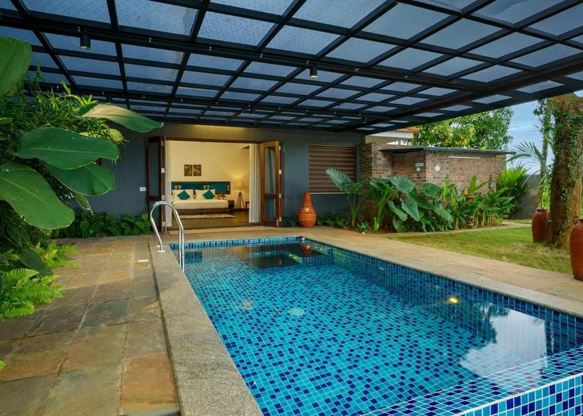 Kerala Wayanad Pool