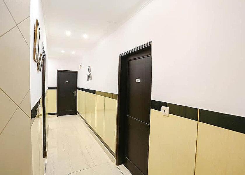 Delhi Delhi Public Areas
