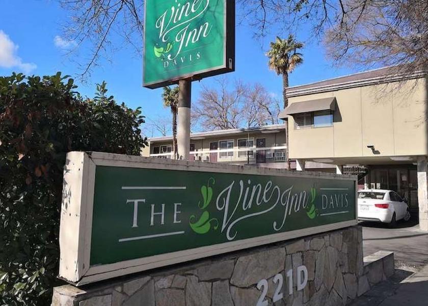 California Davis Exterior Detail