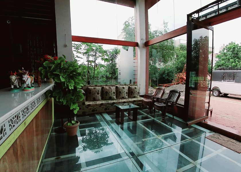 Maharashtra Shirdi Public Areas