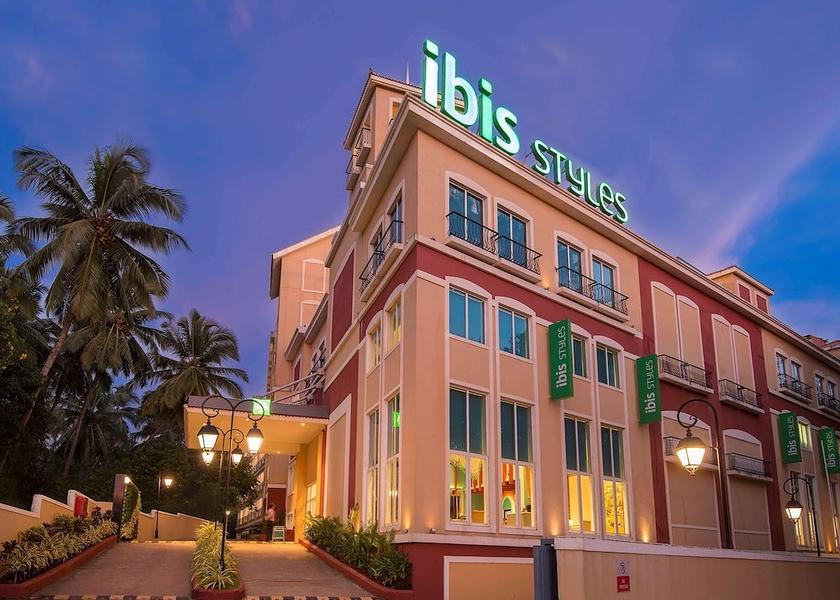 Goa Calangute Hotel Exterior