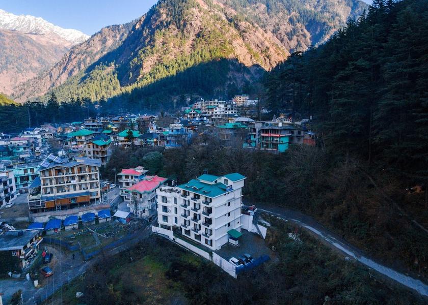 Himachal Pradesh Kasol Front of property