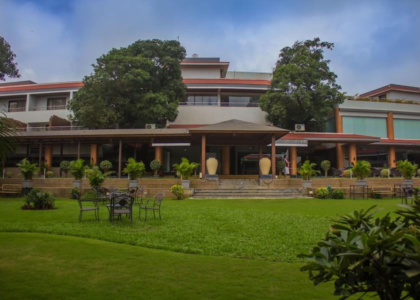 Gujarat Saputara Exterior