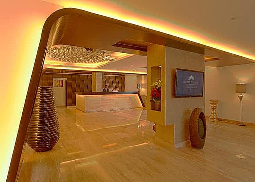 Uttar Pradesh Lucknow Public Areas