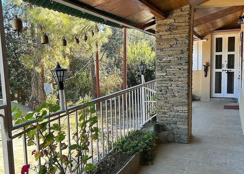 Uttarakhand Mukteshwar Semi Deluxe Room