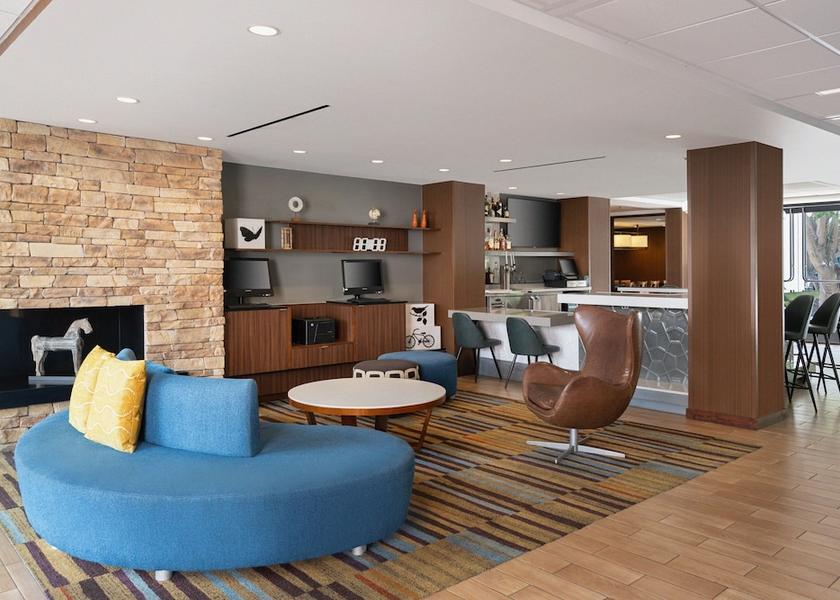 California El Segundo Lobby