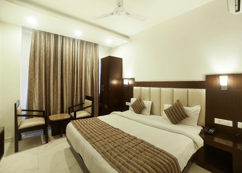 Uttarakhand Dehradun Executive Room