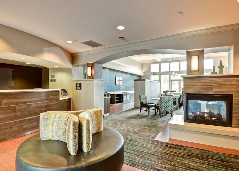 California El Segundo Lobby