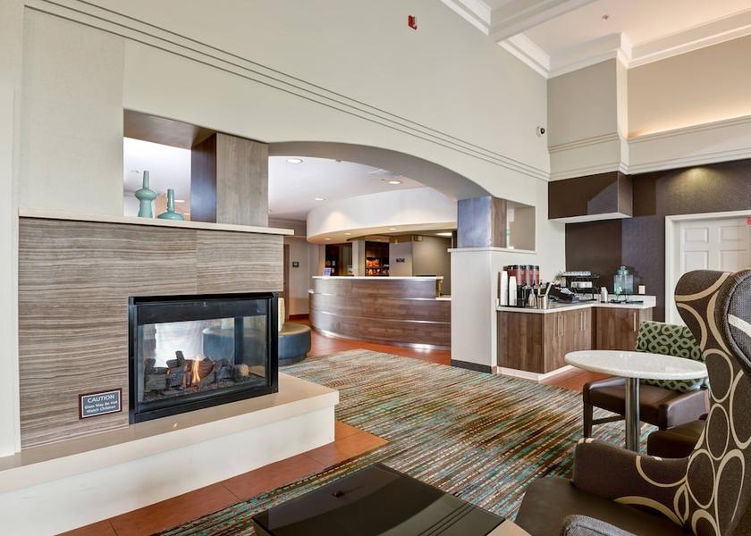 California El Segundo Lobby