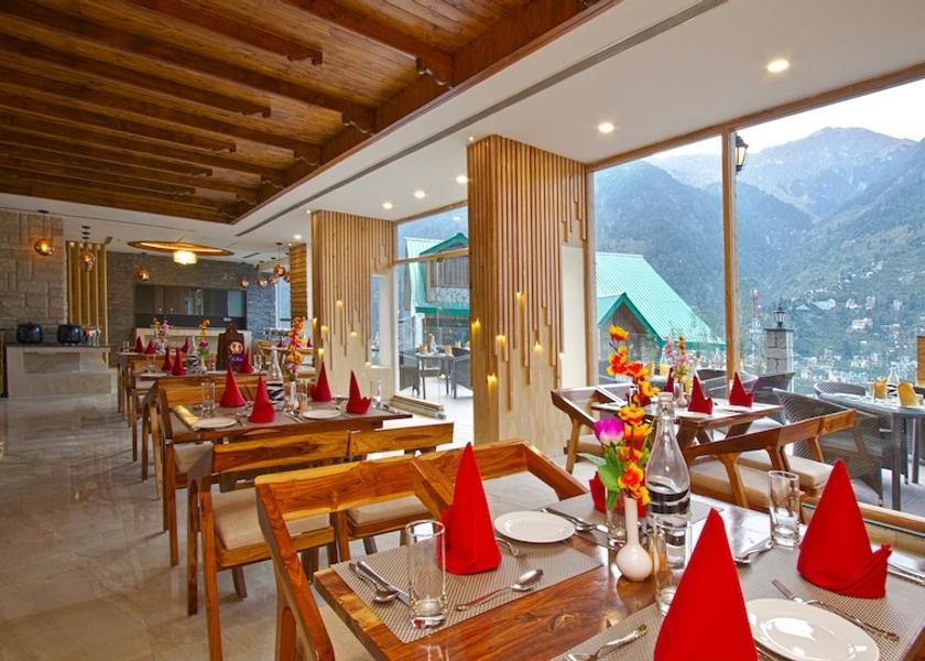 Himachal Pradesh Manali Dining Area