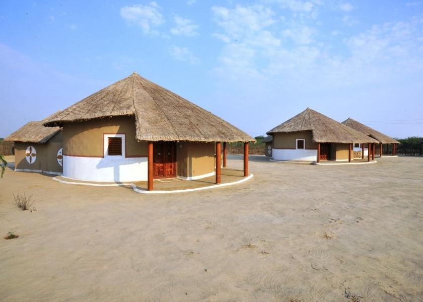 Gujarat Hodka Hotel Exterior