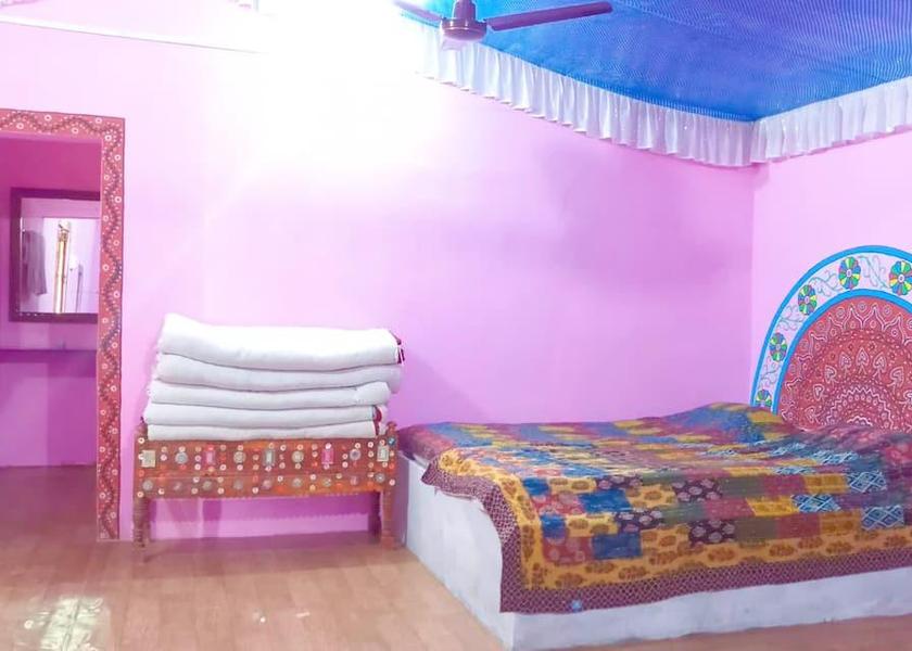 Gujarat Hodka 1025