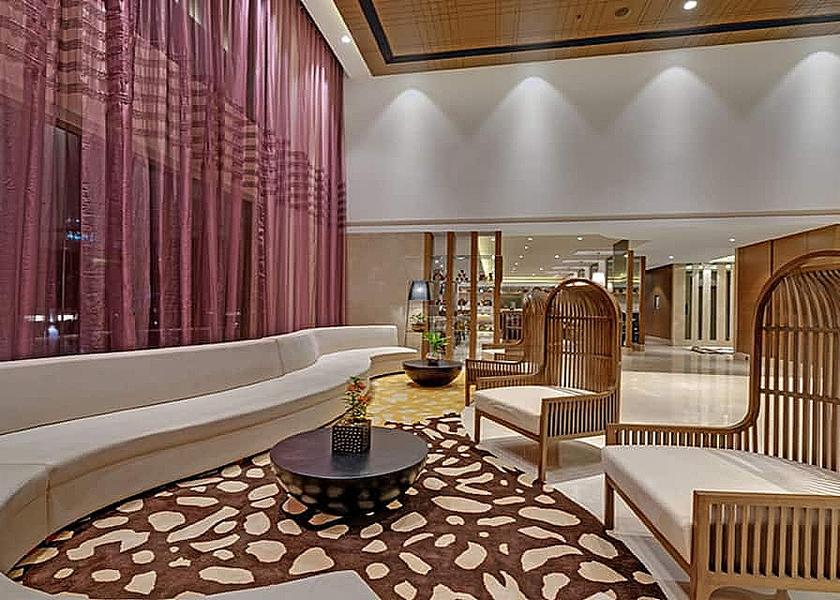 Maharashtra Mumbai Public Areas