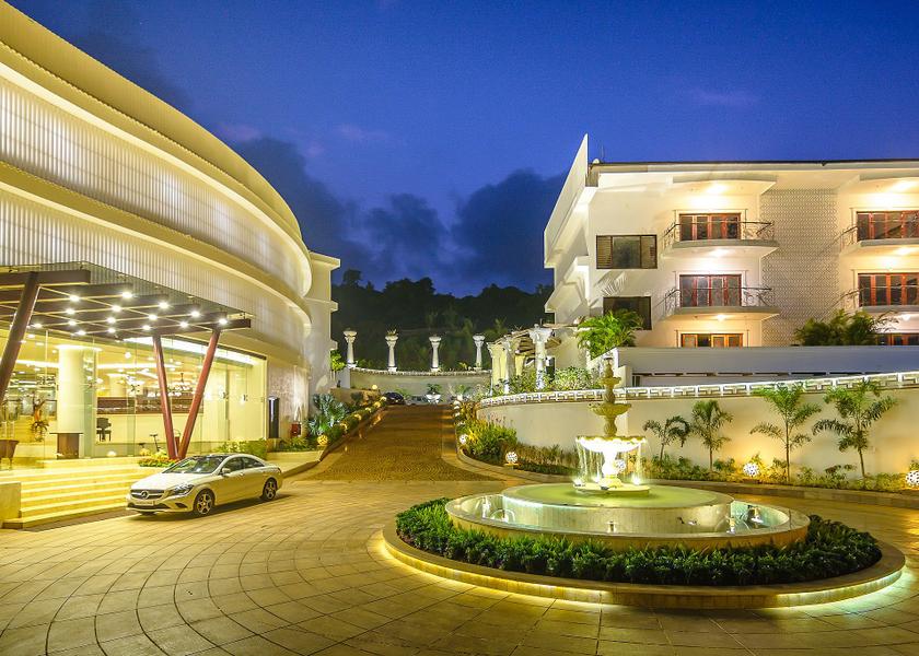 Goa Baga Hotel Exterior