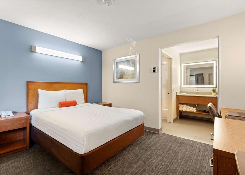 California Fremont Room