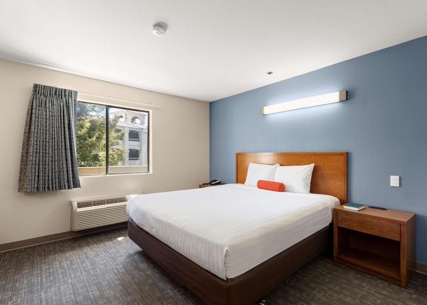 California Fremont Room