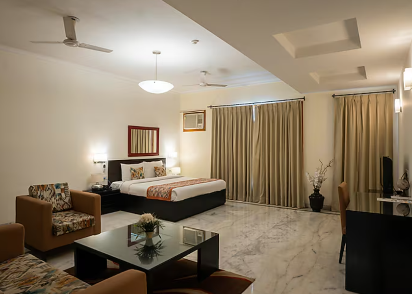 Haryana Gurugram Luxury Room