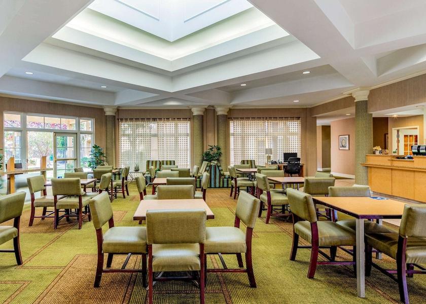 California Fremont Lobby