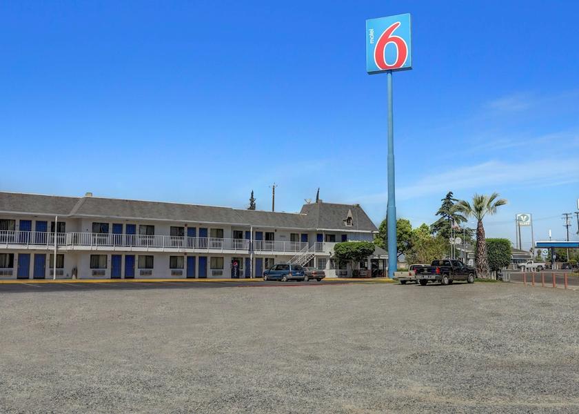 California Fresno Exterior Detail