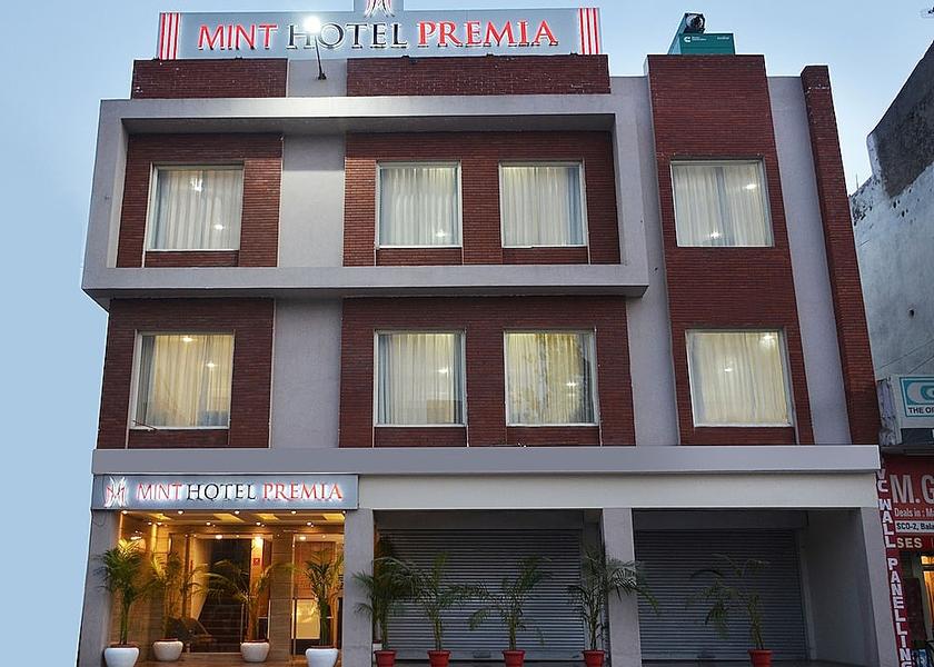 Punjab Zirakpur Front of property