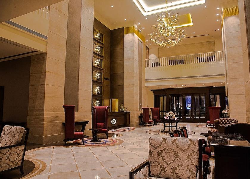 Madhya Pradesh Indore Lobby sitting area
