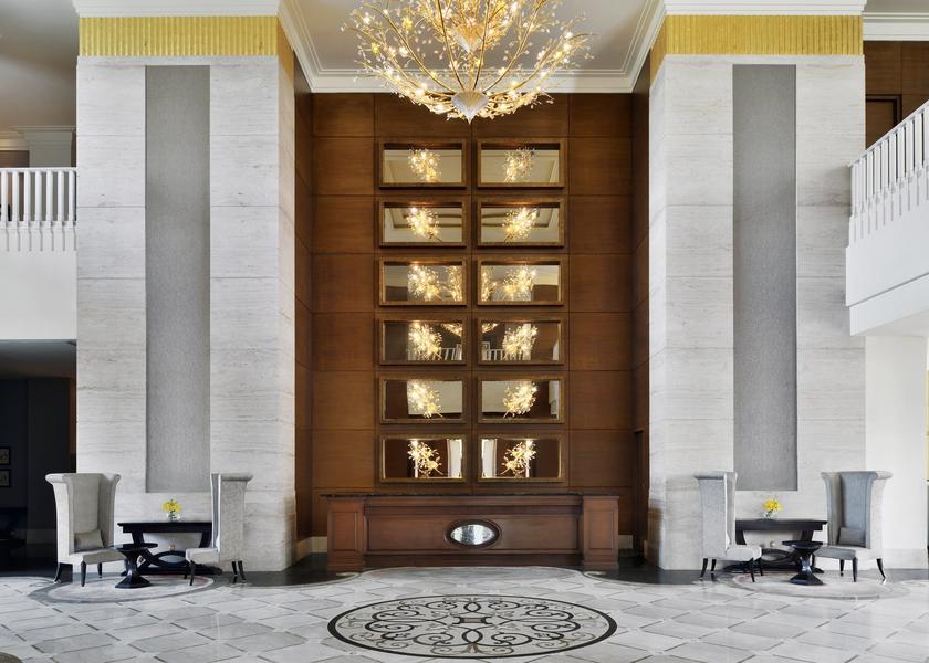 Sheraton Grand Palace Indore Lobby