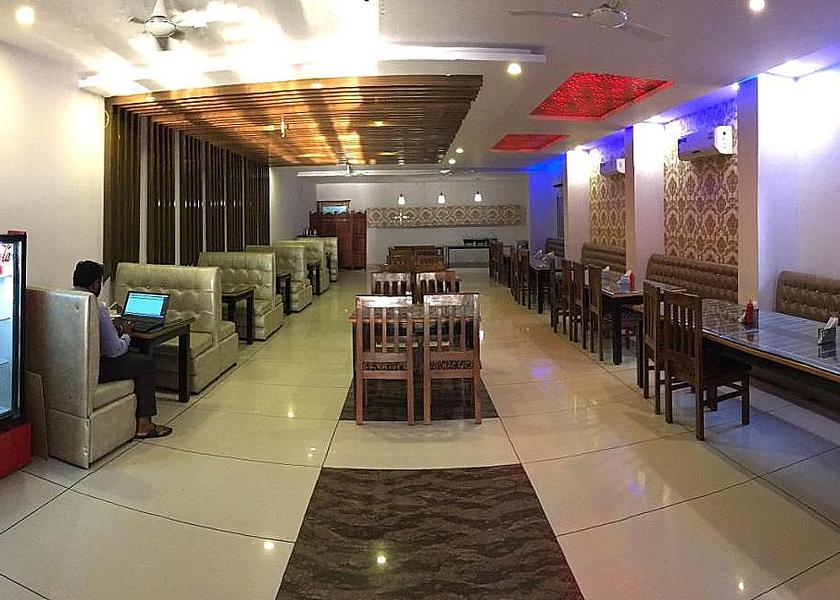 Uttarakhand Rishikesh Public Areas