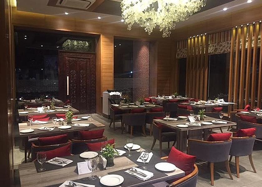 Rajasthan Udaipur Food & Dining