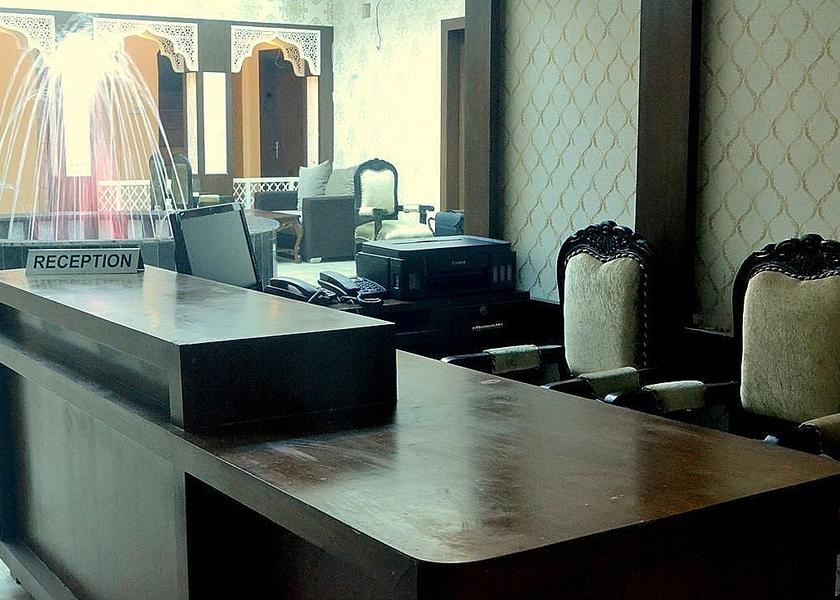 Uttar Pradesh Varanasi Public Areas