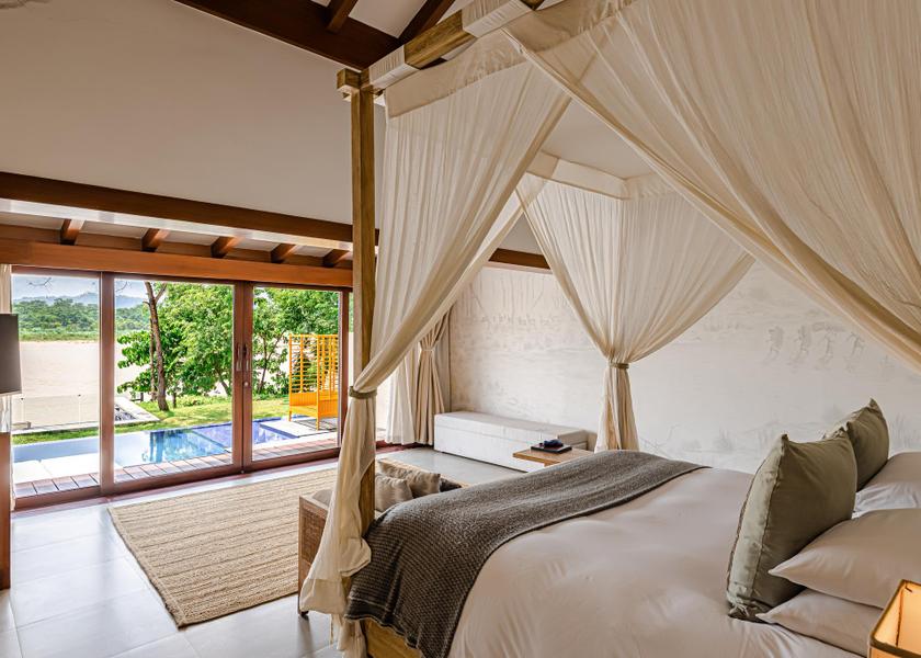 Bagmati Meghauli Rapti Mahal Suite with Private Plunge Pool