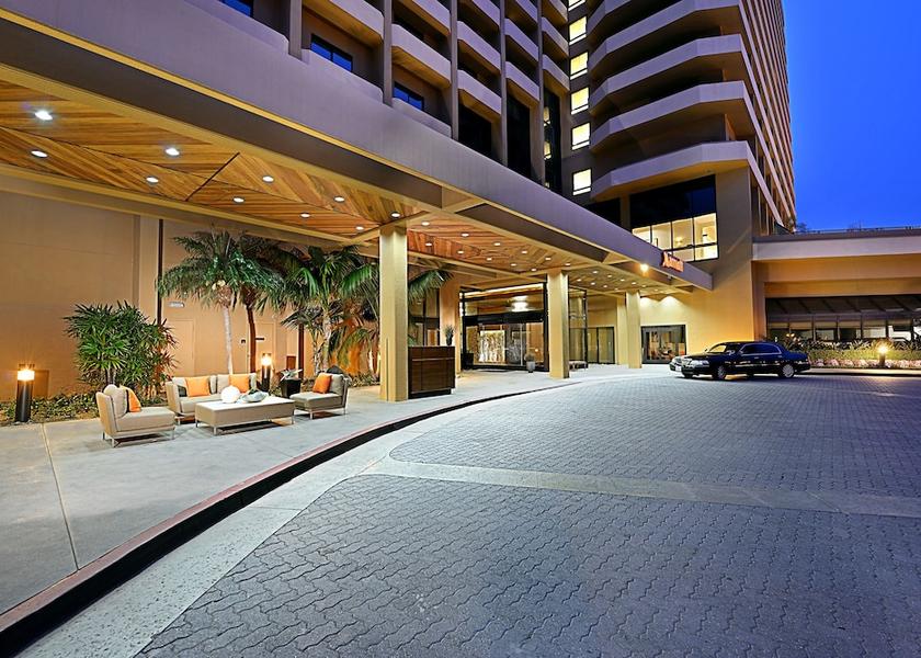 California La Jolla Property entrance