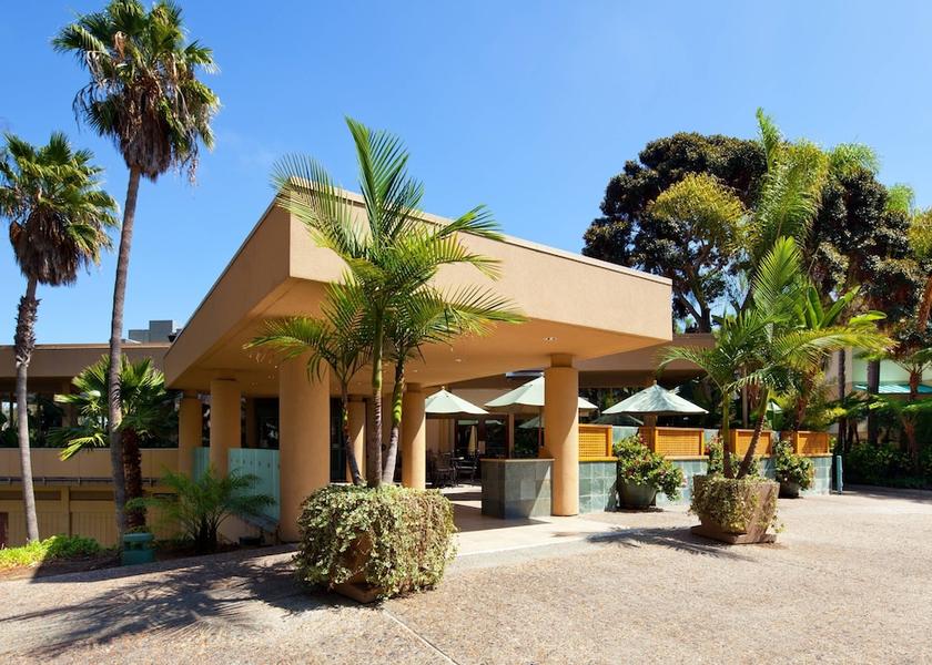 California La Jolla Exterior