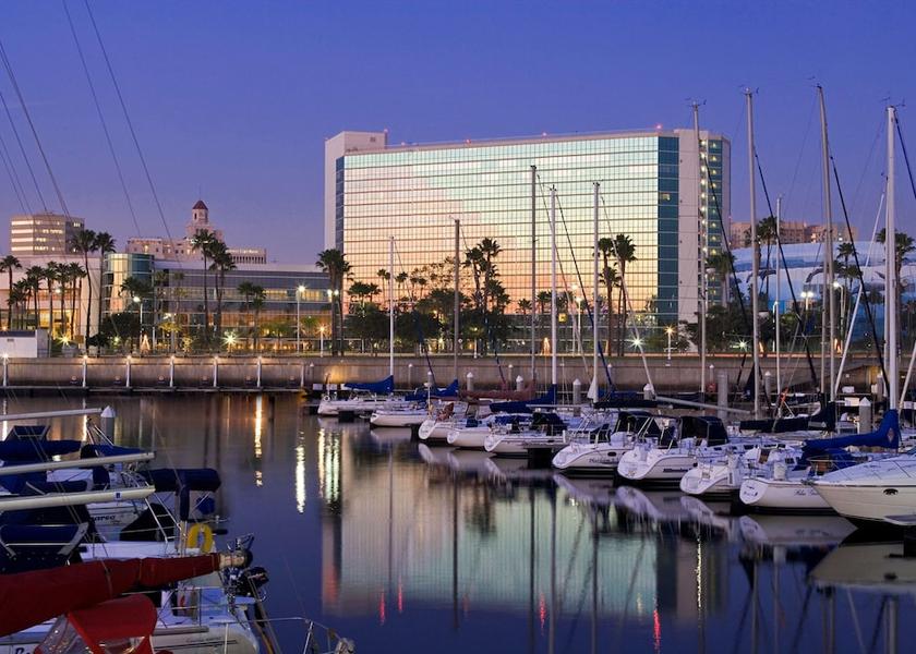 California Long Beach Exterior Detail